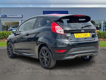 Used Ford Fiesta 2017 for sale - 75561408: Photo