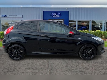 Used Ford Fiesta 2017 for sale - 75561408: Photo