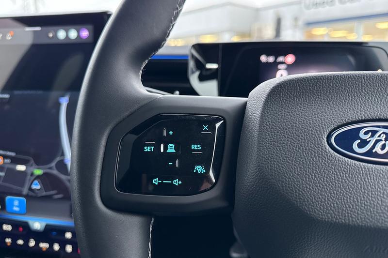 Used Ford Explorer 2024 for sale - 77145263: Photo 28