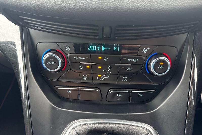 Used Ford Kuga 2018 for sale - 77435033: Photo 25