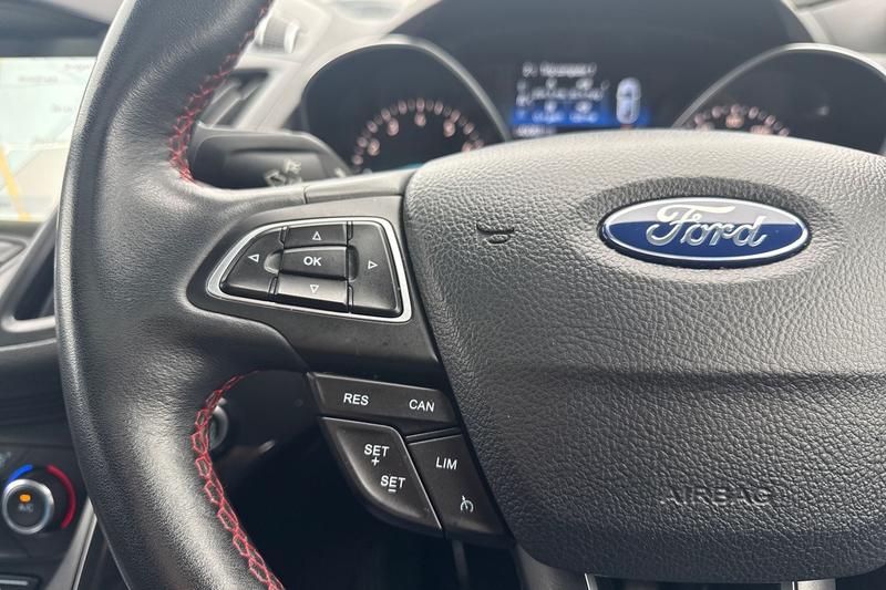 Used Ford Kuga 2018 for sale - 77435033: Photo 26