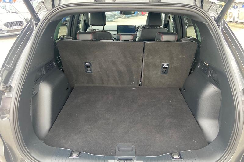 Used Ford Kuga 2025 for sale - 77634392: Photo 21