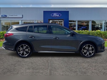Used Ford Focus 2025 for sale - 79504937: Photo