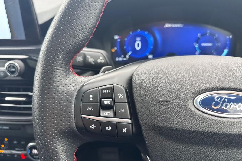 Used Ford Kuga 2021 for sale - 77435041: Photo 33