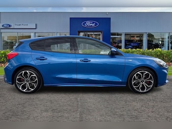 Used Ford Focus 2020 for sale - 75677000: Photo