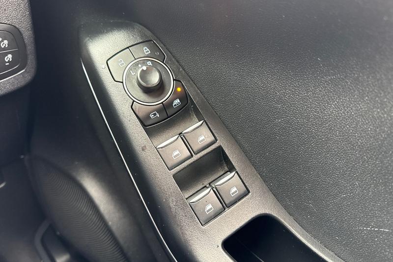 Used Ford Puma 2023 for sale - 75969364: Photo 16