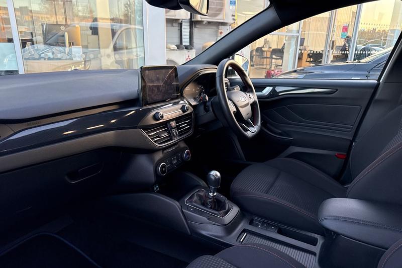 Used Ford Focus 2021 for sale - 76609190: Photo 18