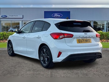 Used Ford Focus 2021 for sale - 76609190: Photo