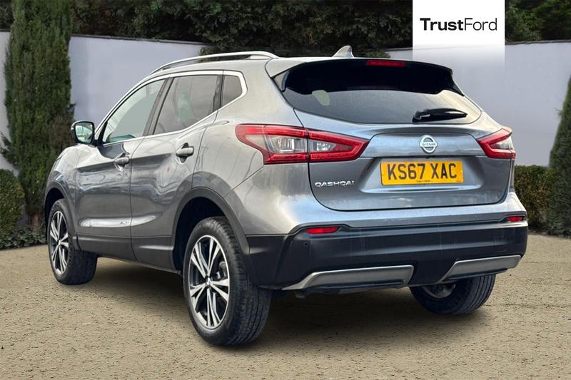 Used Nissan Qashqai 2017 for sale - 76972026: Photo 2