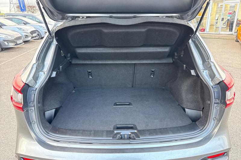 Used Nissan Qashqai 2017 for sale - 76972026: Photo 21