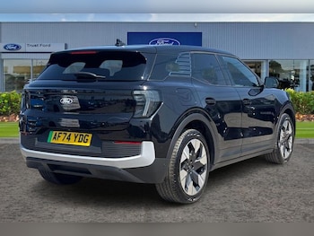 Used Ford Explorer 2024 for sale - 79220540: Photo