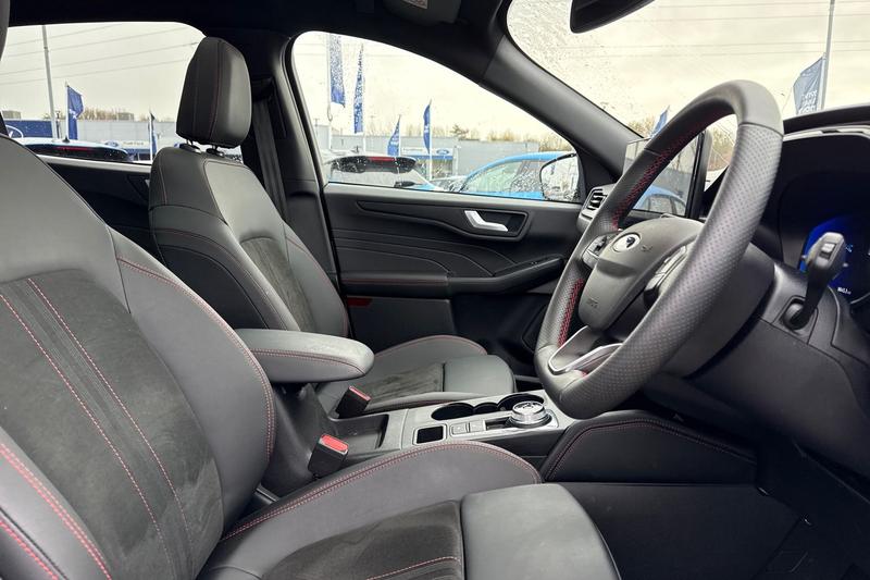 Used Ford Kuga 2025 for sale - 76641089: Photo 17