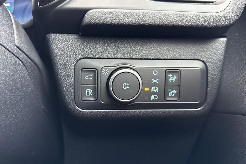 Used Ford Kuga 2025 for sale - 76641089: Photo 34