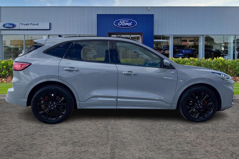 Used Ford Kuga 2023 for sale - 76539425: Photo 3