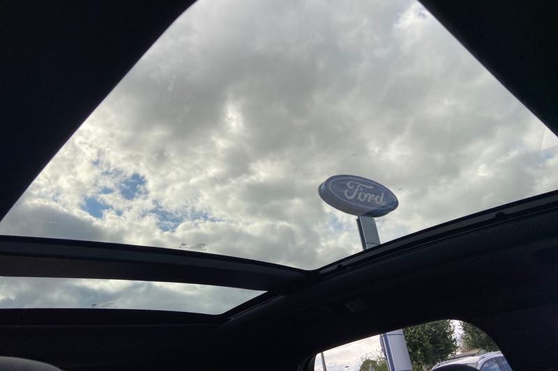 Used Ford Kuga 2023 for sale - 76539425: Photo 32