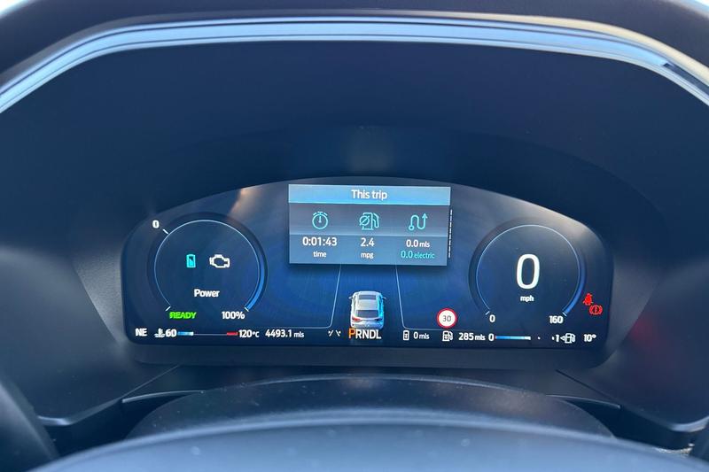 Used Ford Kuga 2025 for sale - 76862504: Photo 13