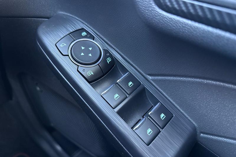 Used Ford Kuga 2025 for sale - 76862504: Photo 16