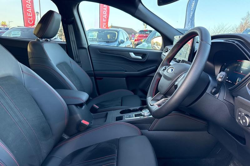 Used Ford Kuga 2025 for sale - 76862504: Photo 17