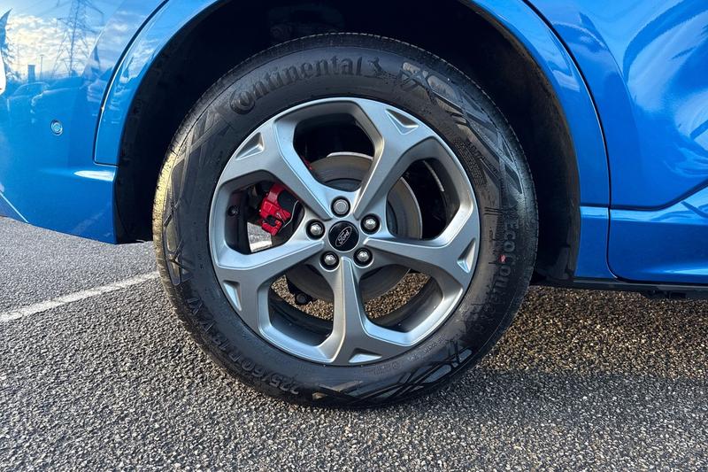 Used Ford Kuga 2025 for sale - 76862504: Photo 8