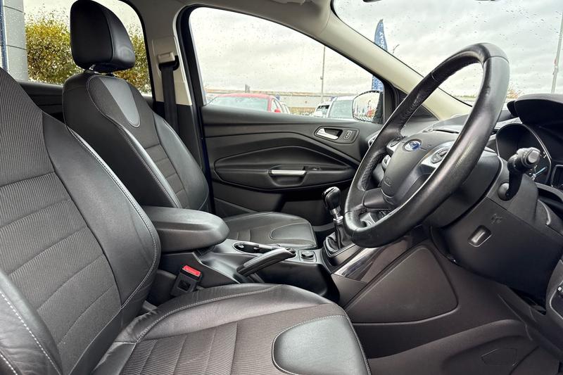 Used Ford Kuga 2015 for sale - 76452972: Photo 17