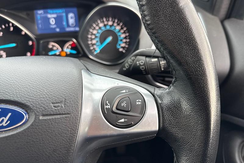 Used Ford Kuga 2015 for sale - 76452972: Photo 26