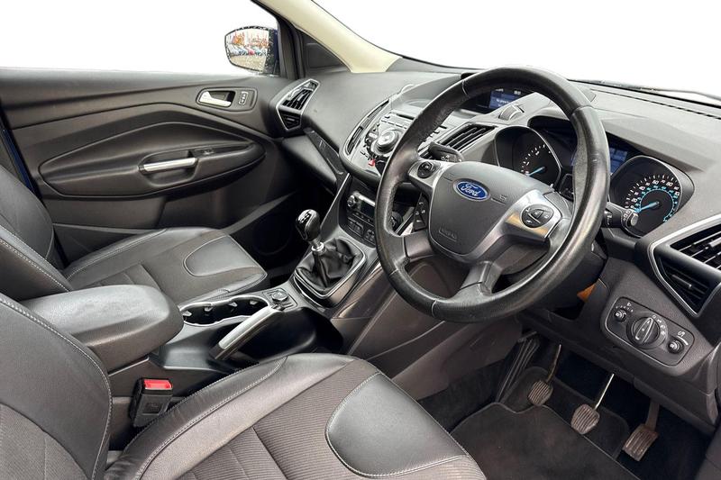 Used Ford Kuga 2015 for sale - 76452972: Photo 9