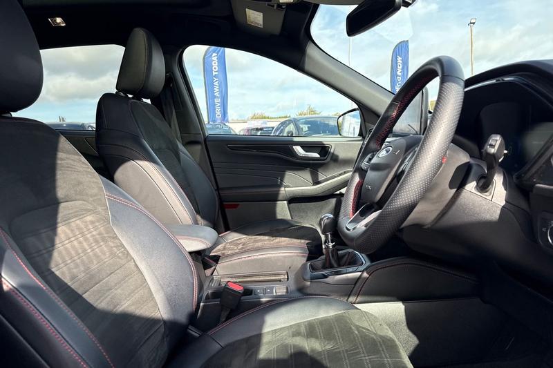 Used Ford Kuga 2023 for sale - 76504588: Photo 17