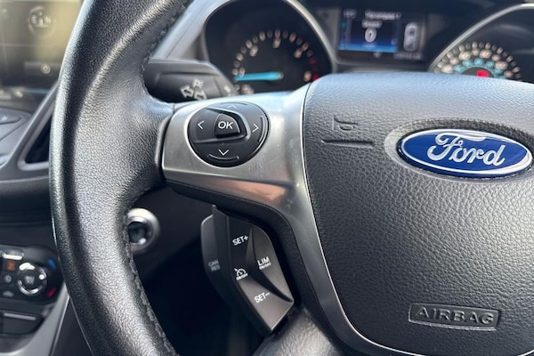 Used Ford Kuga 2016 for sale - 76222630: Photo 25