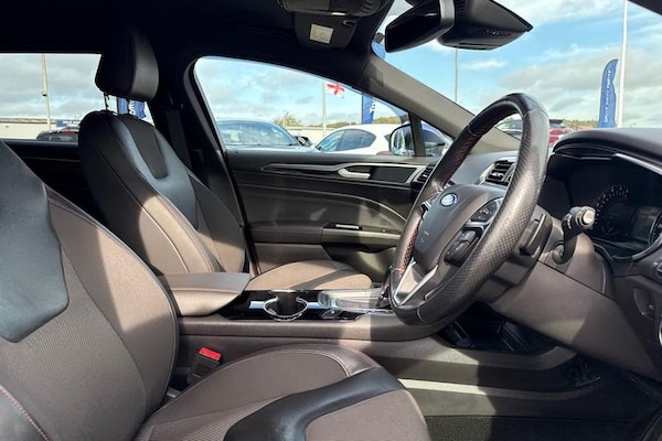 Used Ford Mondeo 2018 for sale - 76222631: Photo 17