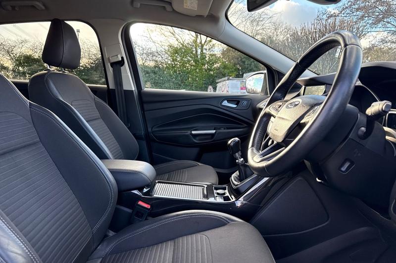 Used Ford Kuga 2017 for sale - 77575792: Photo 17