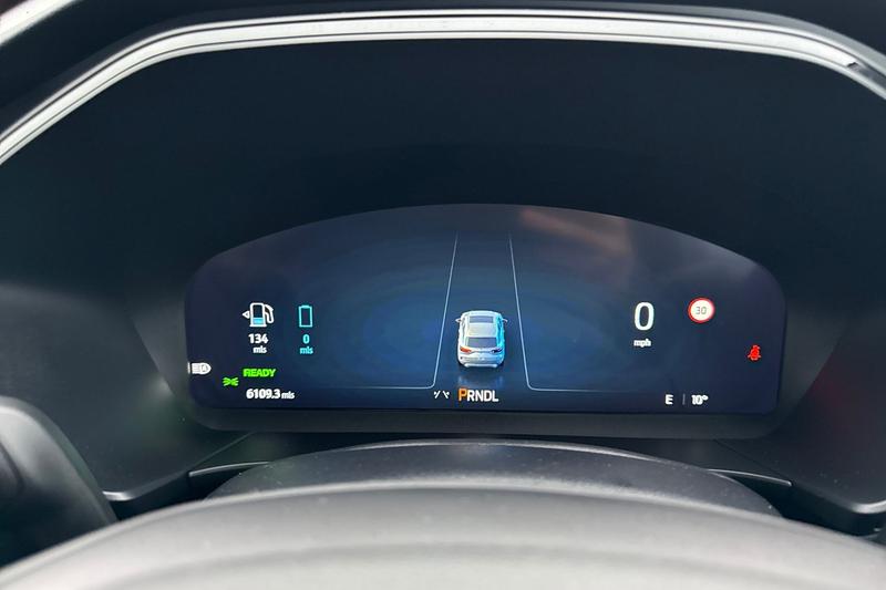 Used Ford Kuga 2025 for sale - 76960897: Photo 13