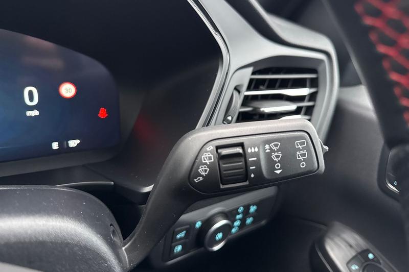 Used Ford Kuga 2025 for sale - 76960897: Photo 15