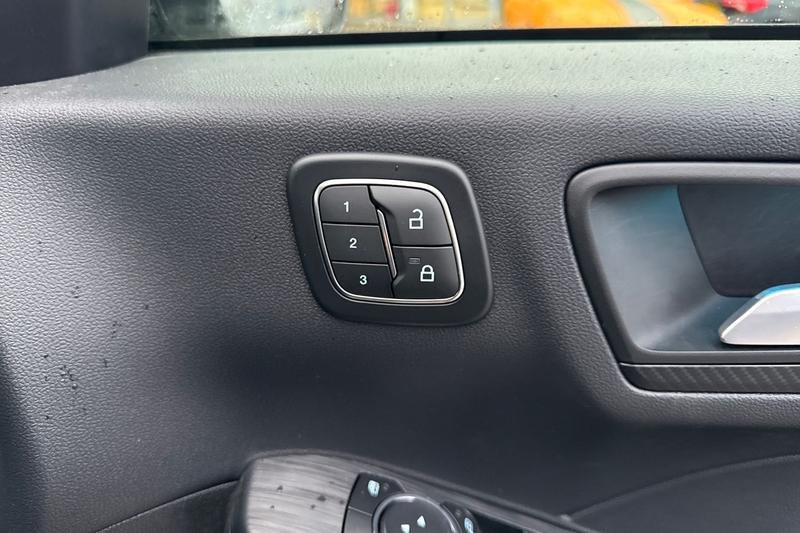 Used Ford Kuga 2025 for sale - 76960897: Photo 32