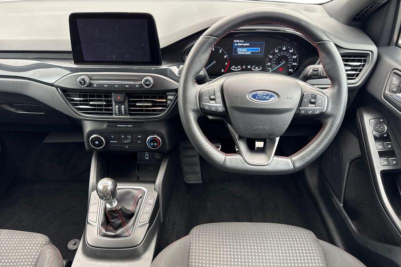 Used Ford Focus 2021 for sale - 76452976: Photo 11