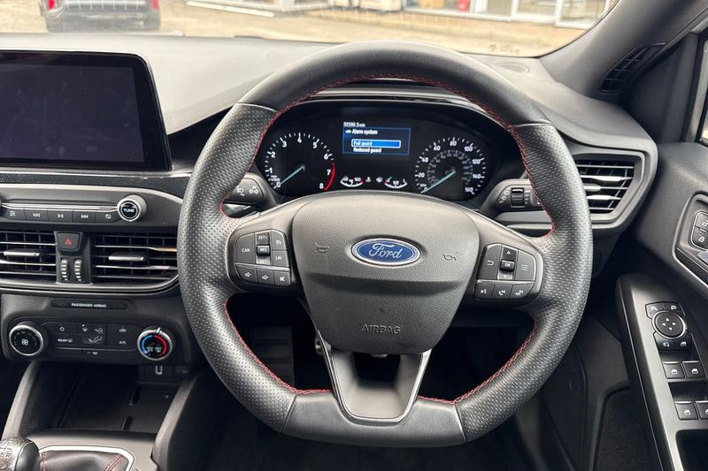 Used Ford Focus 2021 for sale - 76452976: Photo 12