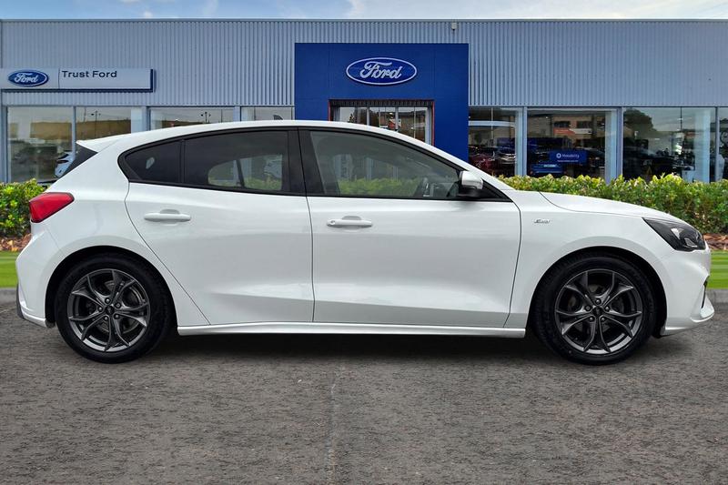 Used Ford Focus 2021 for sale - 76452976: Photo 3