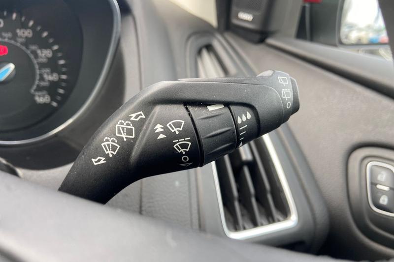 Used Ford Focus 2018 for sale - 77819577: Photo 15