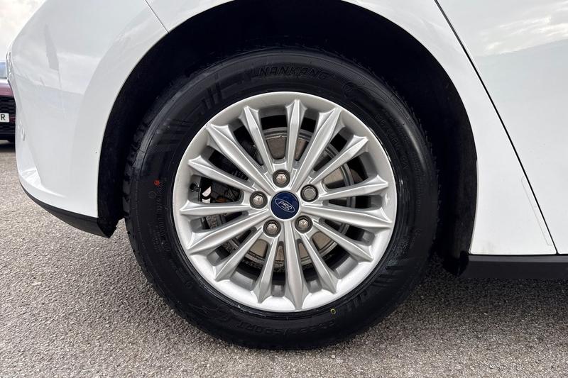 Used Ford Focus 2019 for sale - 77834481: Photo 8