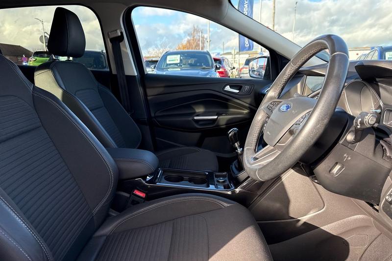 Used Ford Kuga 2017 for sale - 76568480: Photo 17