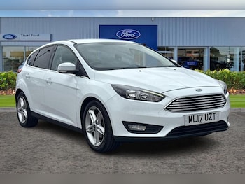 2017 - 1.0 EcoBoost 125 Zetec Edition 5dr- With Satellite Navigation Manual