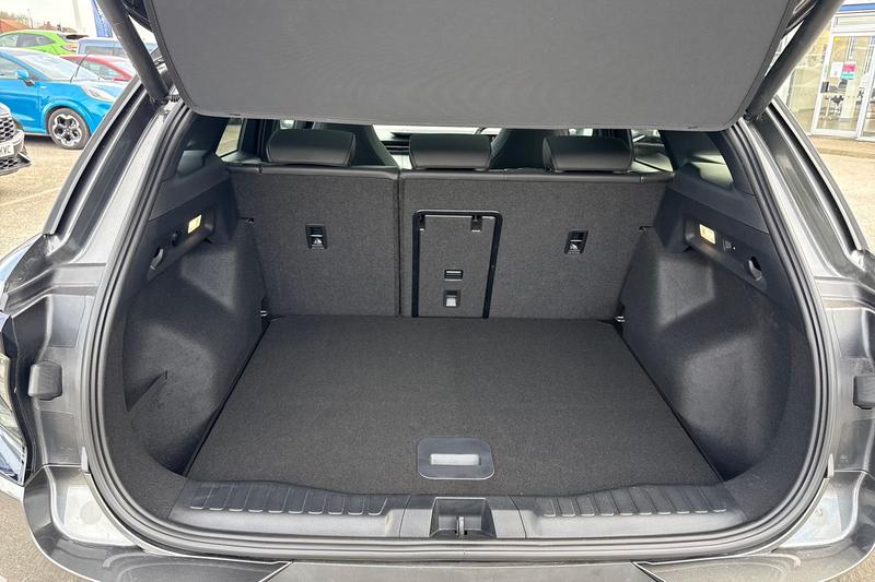 Used Ford Explorer 2025 for sale - 77718731: Photo 21