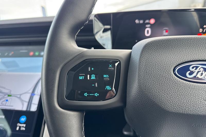 Used Ford Explorer 2025 for sale - 77718731: Photo 31