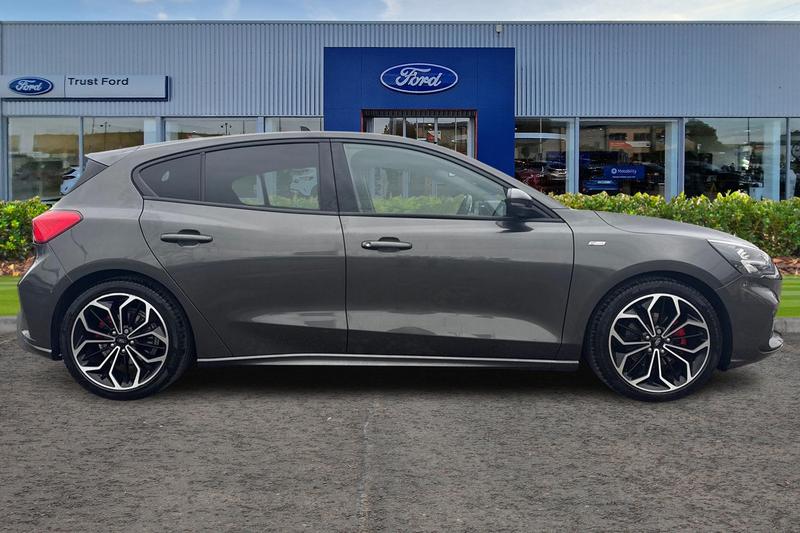 Used Ford Focus 2021 for sale - 77427150: Photo 3