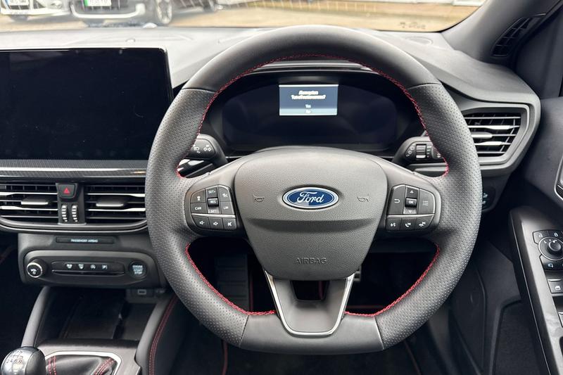 Used Ford Focus 2025 for sale - 77545914: Photo 12