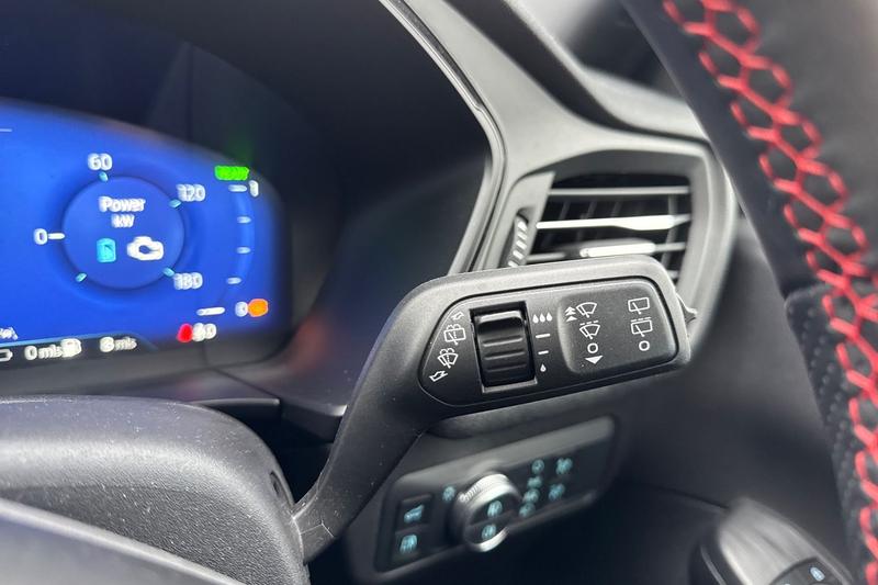 Used Ford Kuga 2023 for sale - 76545273: Photo 15