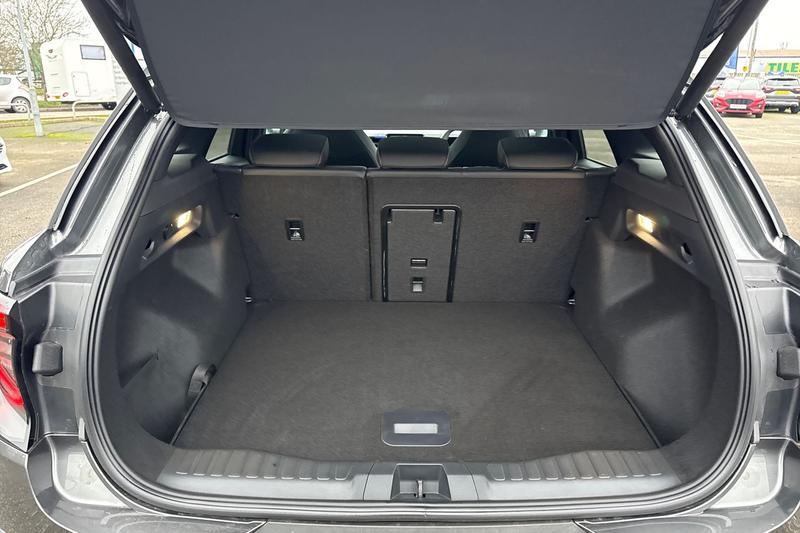 Used Ford Explorer 2024 for sale - 77442028: Photo 21