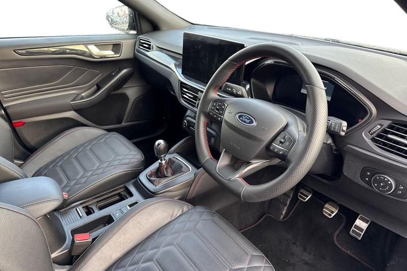 Used Ford Focus 2024 for sale - 76631289: Photo 9