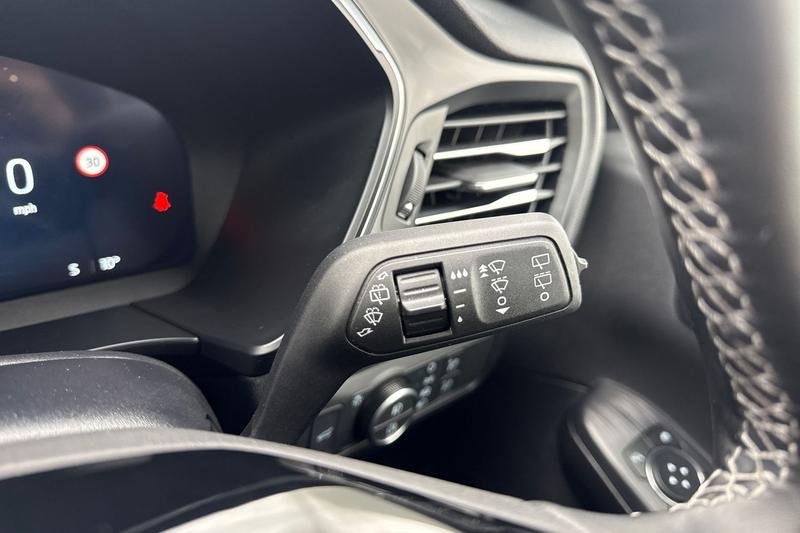 Used Ford Kuga 2025 for sale - 78095152: Photo 15