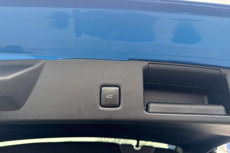 Used Ford Kuga 2025 for sale - 78095152: Photo 40