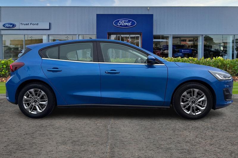 Used Ford Focus 2024 for sale - 76255472: Photo 3